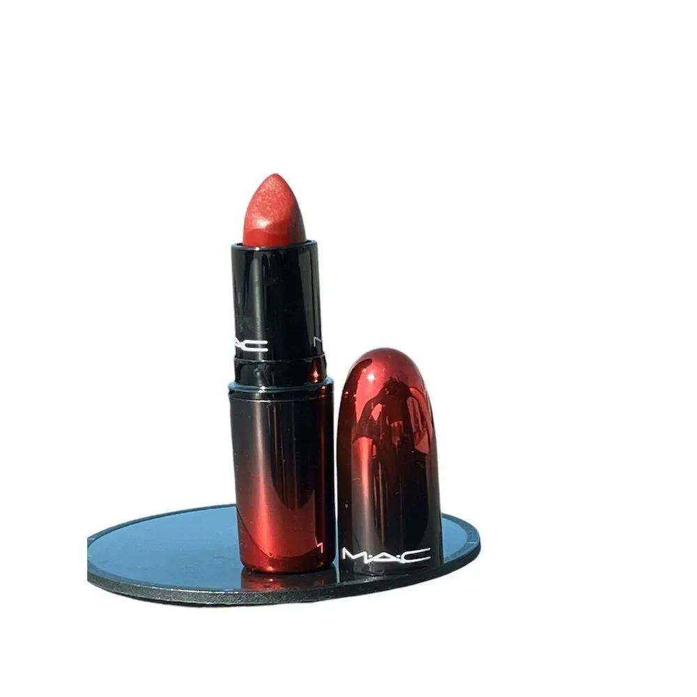 MAC Love Me Lipstick E For Effortless Satin Intense Color